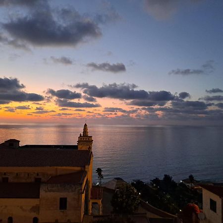 Apartamento Tithouse Tropea Exterior foto